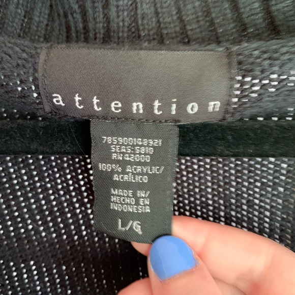 Black V-Neck Sweater - Picture 3 of 4